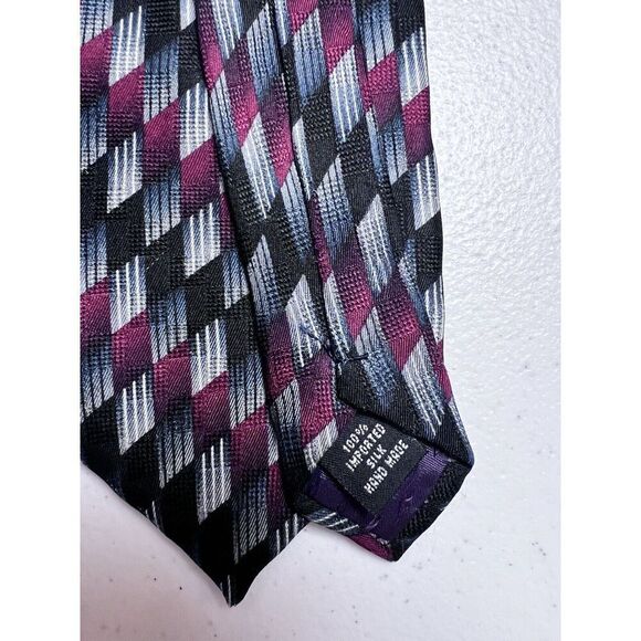 Louis Roth Geometric Tie 100 %‎ Silk Blue Red 4” Wide - Picture 5 of 5